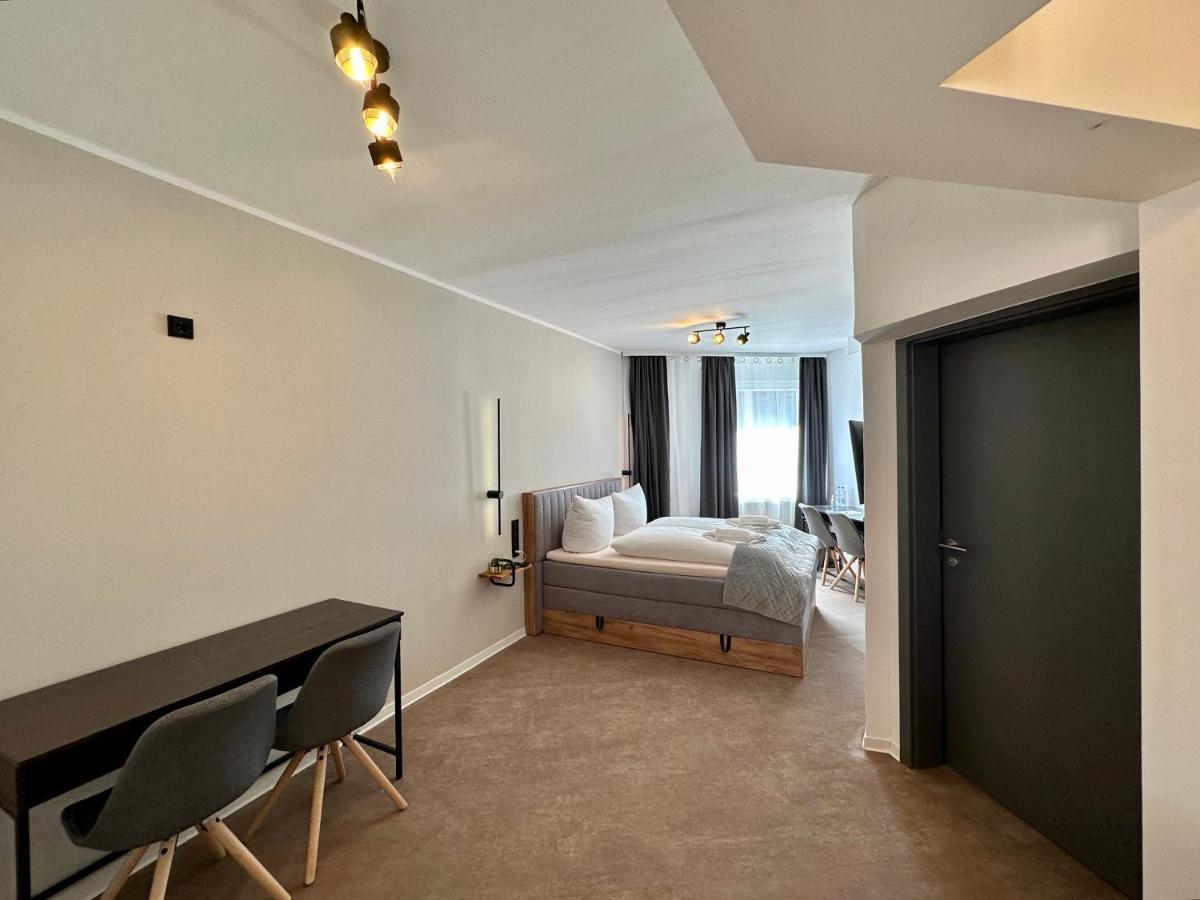 Hotel Emilia Wurzburg Bagian luar foto