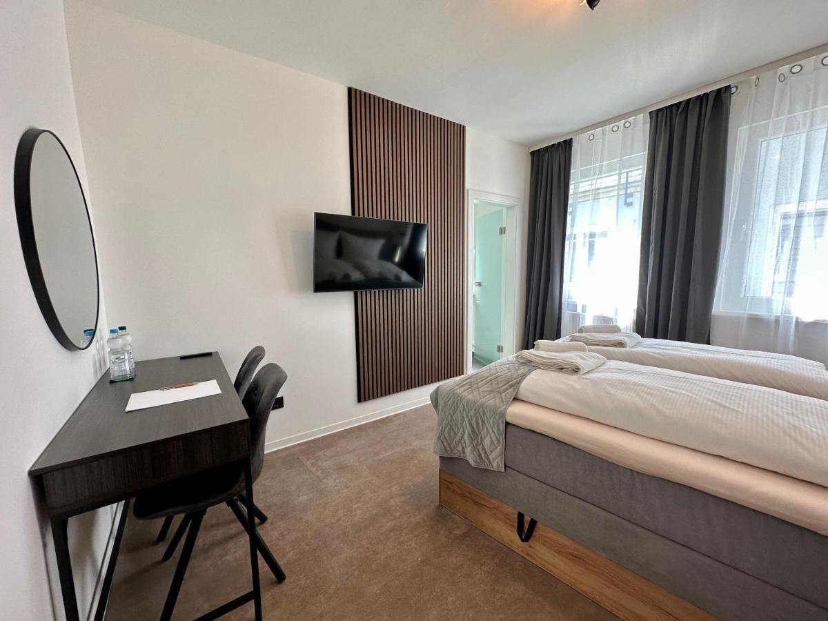 Hotel Emilia Wurzburg Bagian luar foto