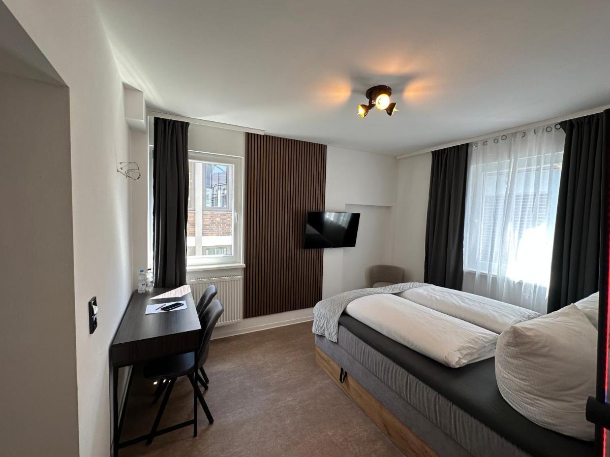 Hotel Emilia Wurzburg Bagian luar foto
