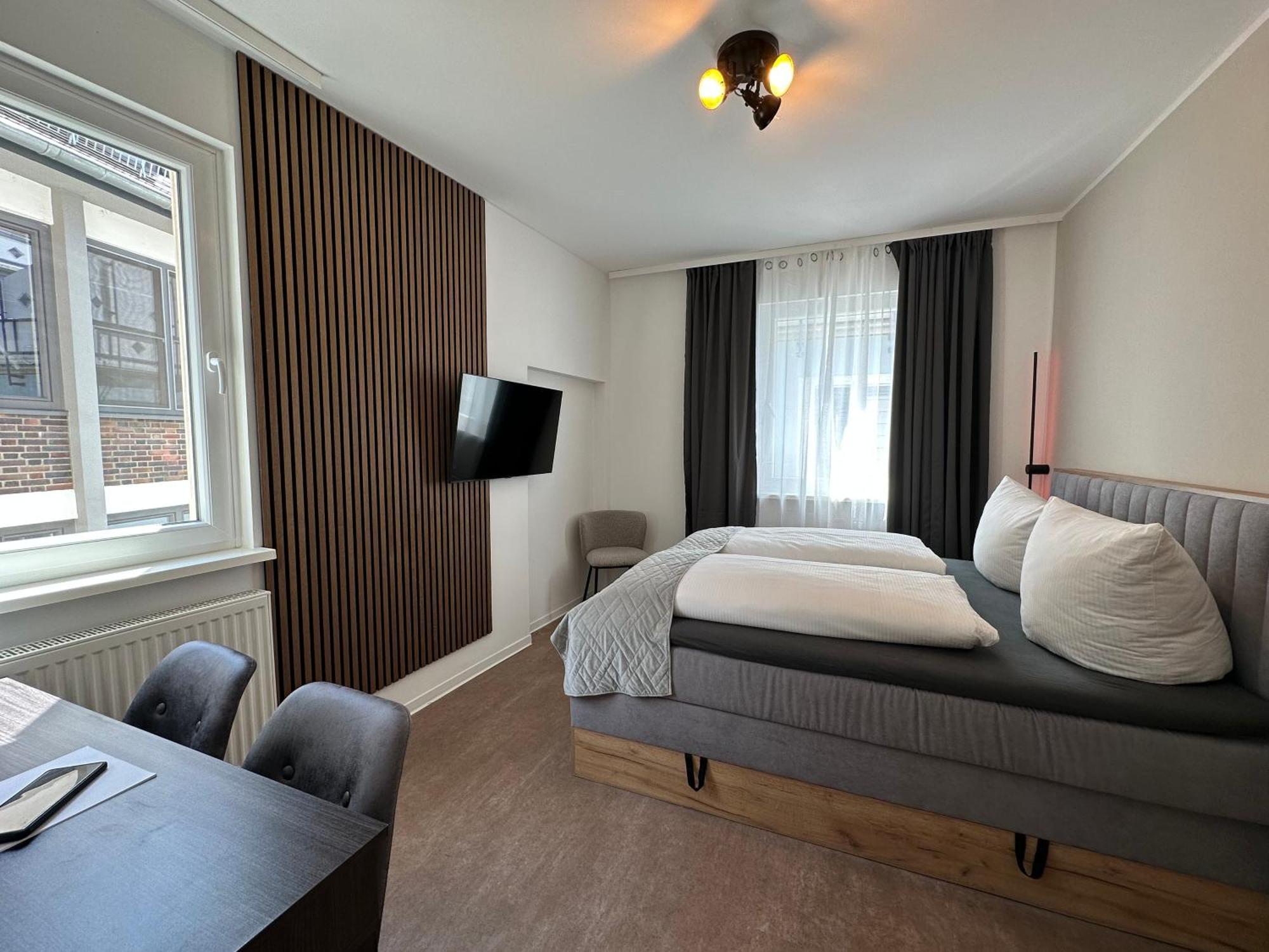 Hotel Emilia Wurzburg Bagian luar foto