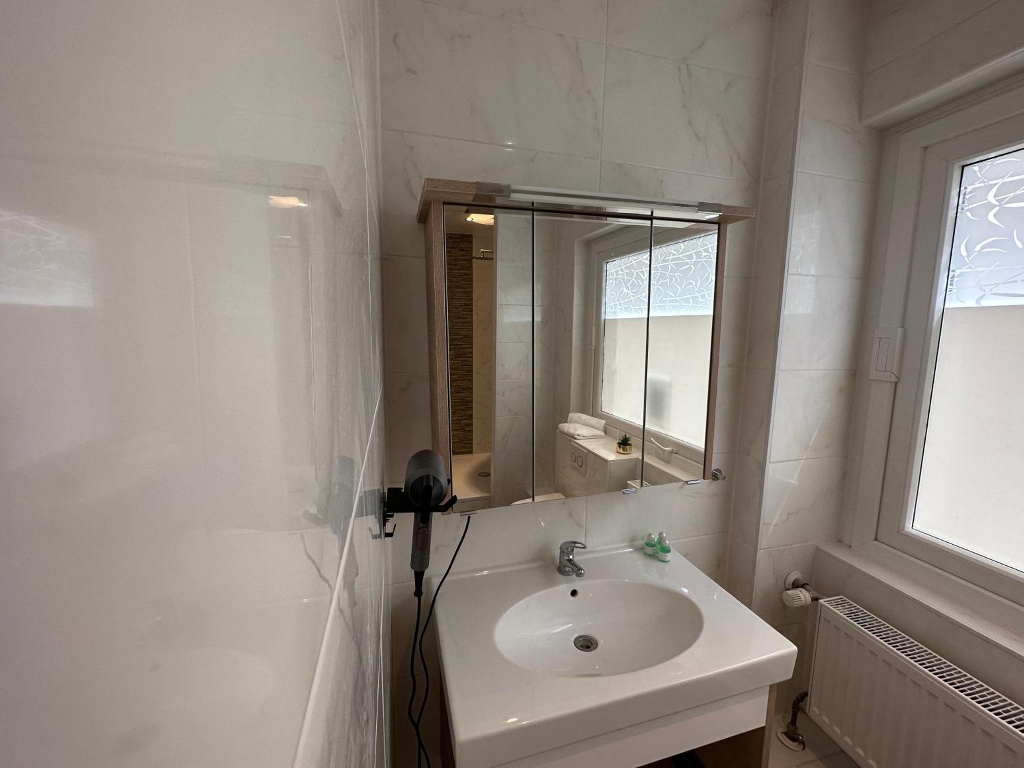 Hotel Emilia Wurzburg Bagian luar foto